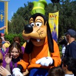 woman-suing-disneyland-after-claim-goofy-actor-at-disneyland-permanently-injured-her