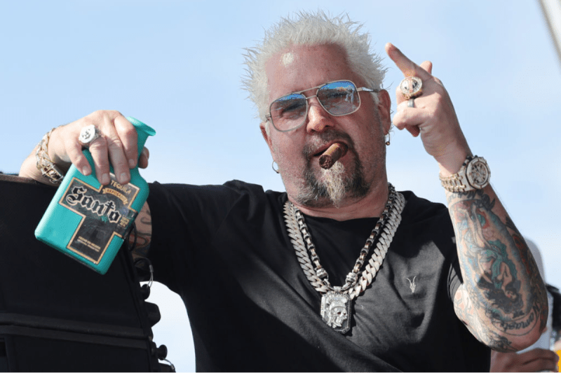 guy-fieri-crashes-new-jersey-couples-wedding-in-hilarious-photos