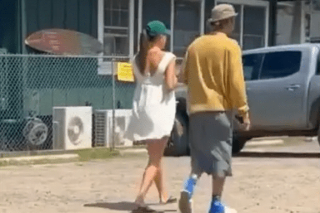 justin-and-hailey-bieber-spotted-on-hawaiian-getaway-days-after-his-crying-selfie-worried-fans