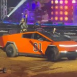 kid-rock-viciously-roasted-after-performing-on-a-dukes-of-hazzard-general-lee-cybertruck