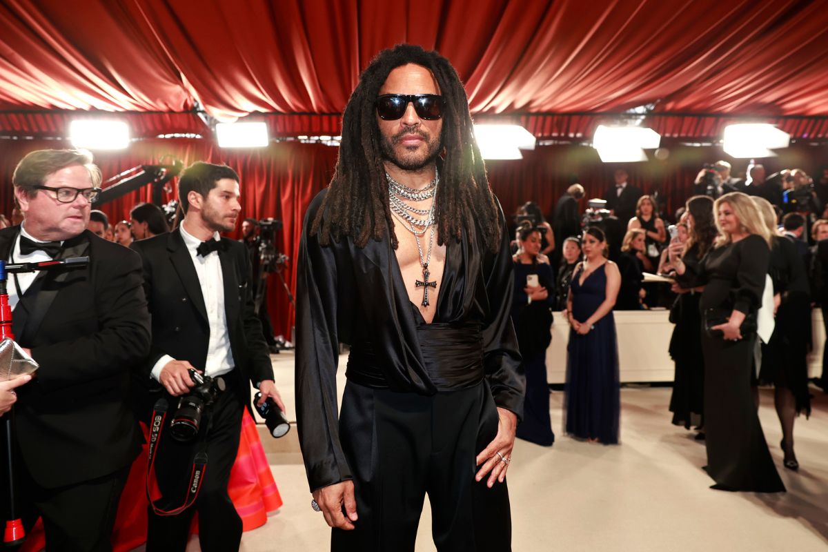 lenny-kravitz-reveals-hes-been-celibate-for-nearly-a-decade-its-a-spiritual-thing