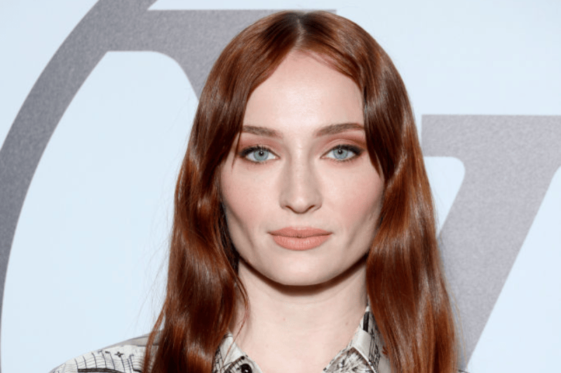 Sophie Turner Speaks About Buccal Fat Removal, Surgery Rumors