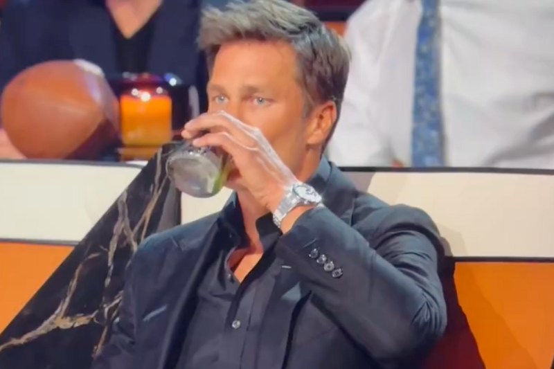 tom-brady-enraged-over-joke-during-netflix-roast-dont-say-that-s-again