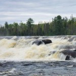 two-people-missing-two-injured-after-canoeing-over-30-foot-minnesota-waterfall