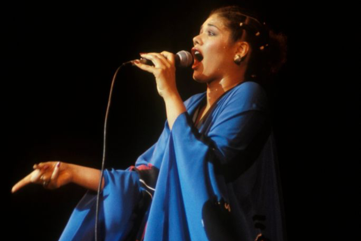 angela-bofill-rb-singer-dead-at-70