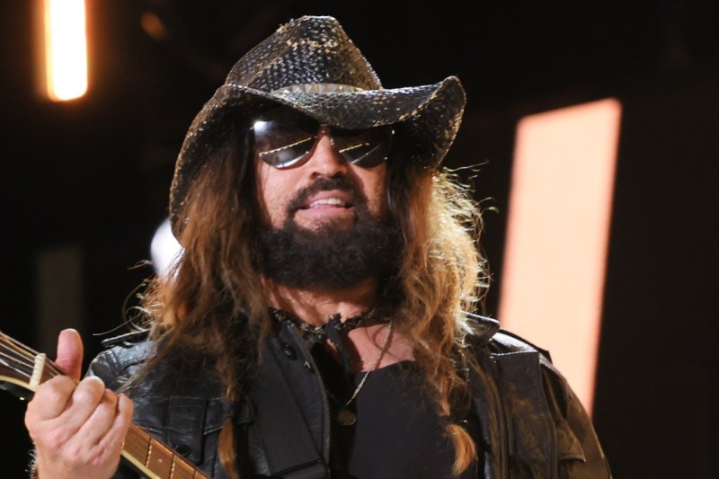 billy-ray-cyrus-claims-he-was-physically-abused-by-estranged-wife-firerose