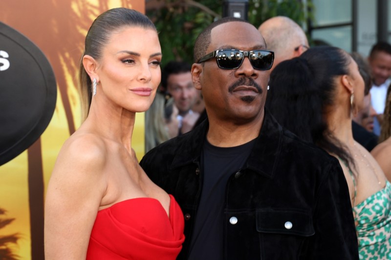 eddie-murphy-calls-longtime-fiancee-his-wife-during-new-interview