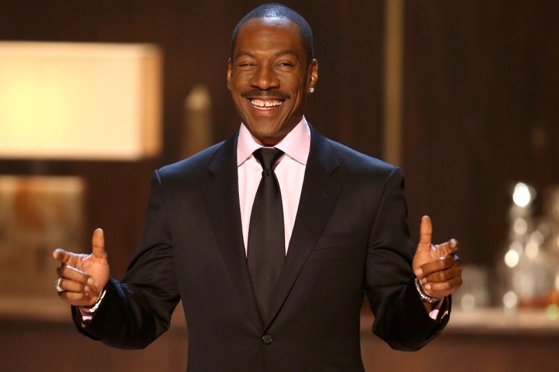 eddie-murphy-has-hilarious-reaction-to-the-golden-bachelor-what-kind-of-s-t-is-that