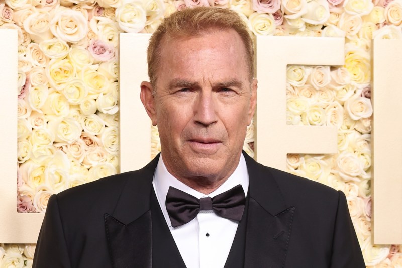 kevin-costner-reveals-he-had-ugly-feud-with-royal-family-after-princess-dianas-death