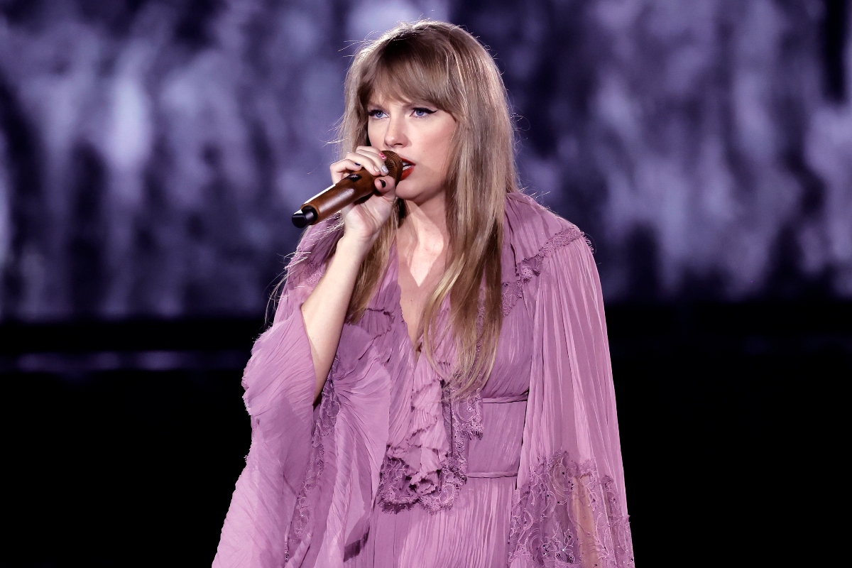 taylor-swift-once-screamed-but-daddy-i-love-him-at-dad-scott-in-epic-teenage-tantrum