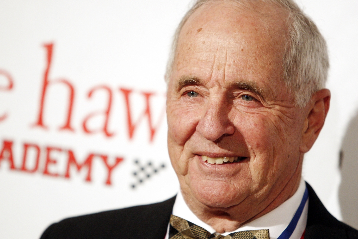 william-anders-apollo-8-astronaut-who-took-earthrise-photo-dies-at-90-in-plane-crash