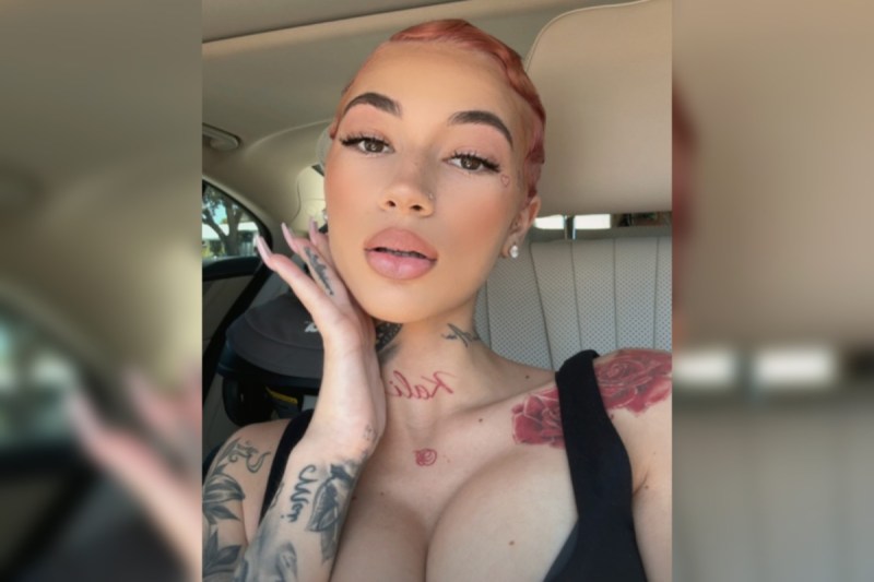 bhad-bhabie-kisses-ex-le-vaughn-in-new-video-despite-claim-he-attacked-her