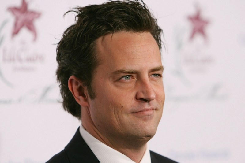 heres-how-much-money-matthew-perry-had-at-the-time-of-his-death