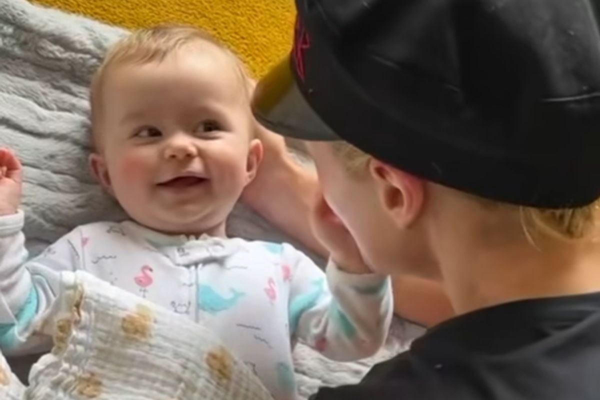 paris-hilton-takes-dream-come-true-trip-with-daughter-london-in-sweet-video