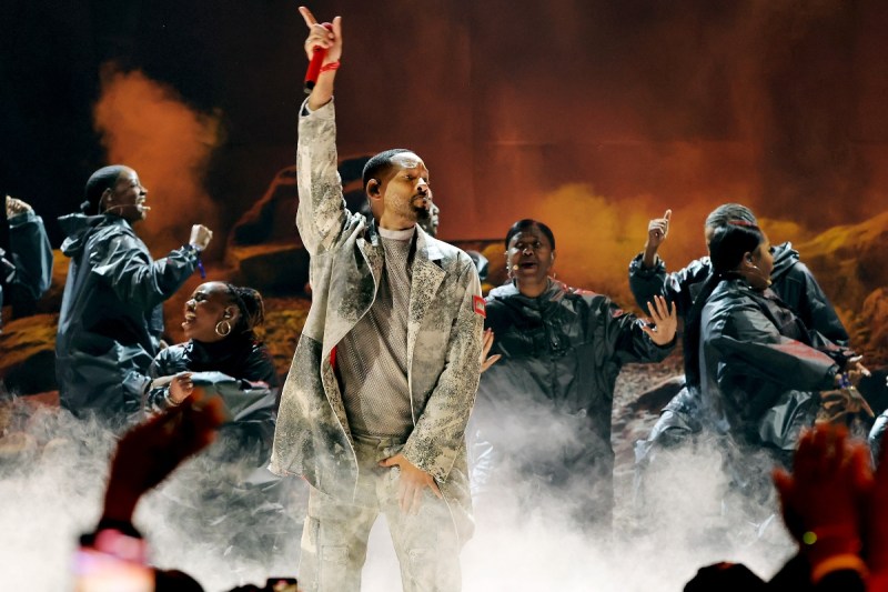 will-smith-debuts-new-song-at-2024-bet-awards