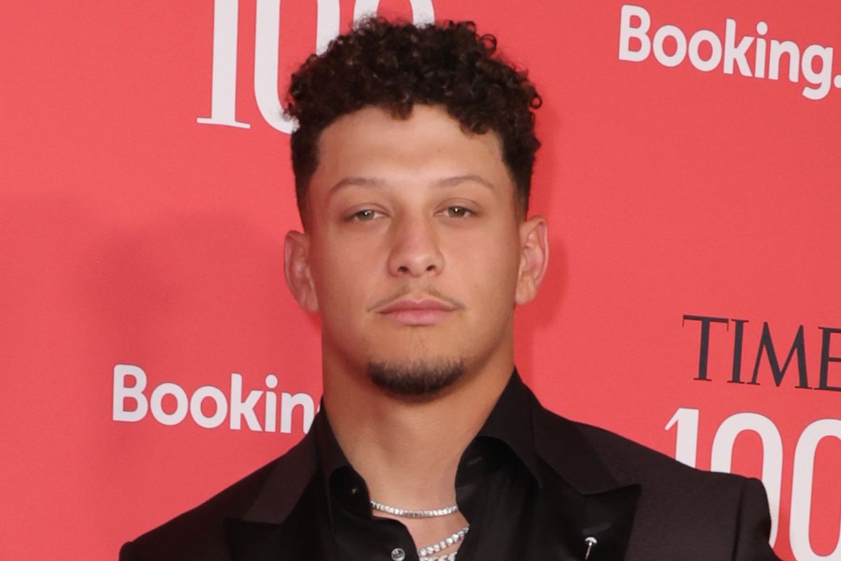Patrick Mahomes Has Hilarious Response to Flag Football Quarterback’s Weird Diss