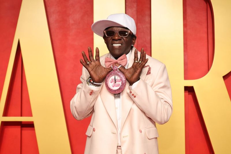 flavor-flav-pays-rent-for-u-s-athlete-competing-at-2024-olympics