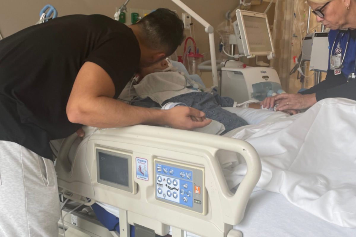 Woman Struck by Lightning Leaves Hospital Over 1 Year Later