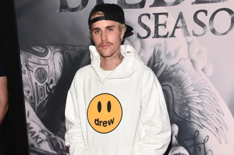 justin-bieber-considering-lawsuit-after-managers-blow-huge-amount-of-his-money-source-claims