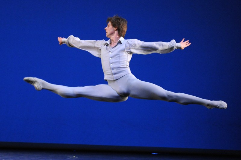 ballet-star-vladimir-shklyarov-dead-at-39-after-fall-from-5th-floor-balcony