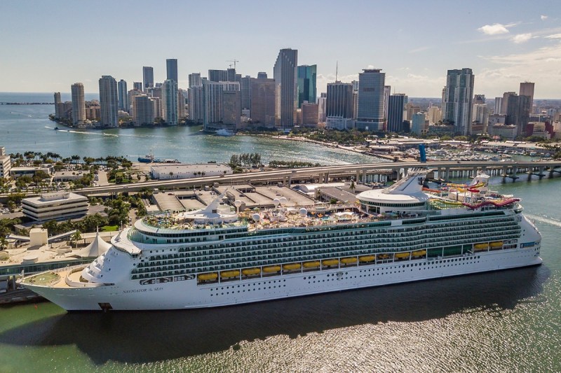 cruise-passenger-dies-after-detained-assaulting-crew-members