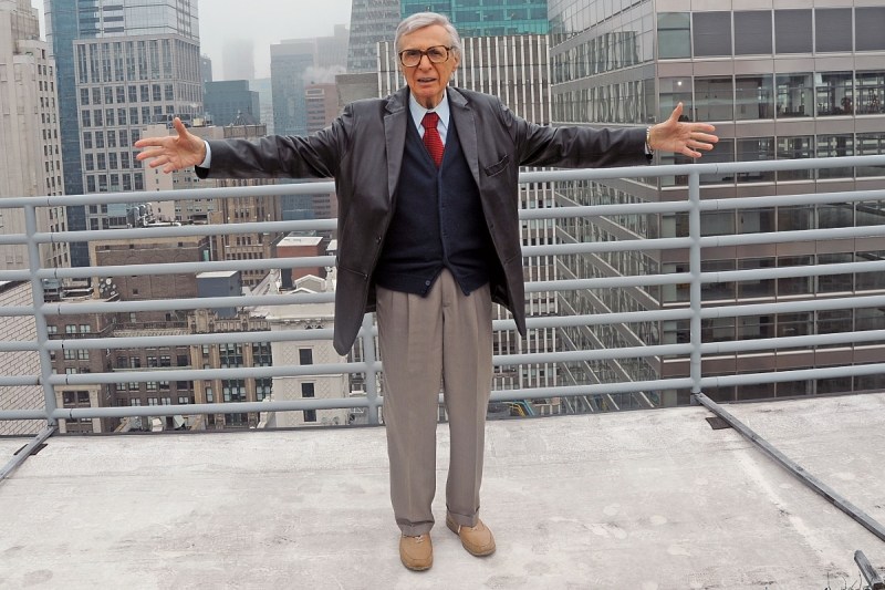 late-night-tv-star-the-amazing-kreskin-dies-at-89