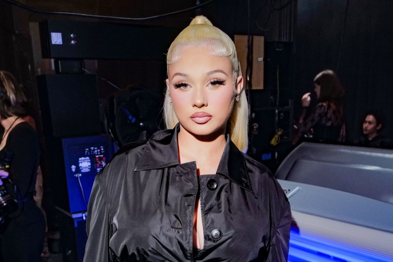 travis-barkers-daughter-alabama-taken-to-hospital-for-nicotine-withdrawal