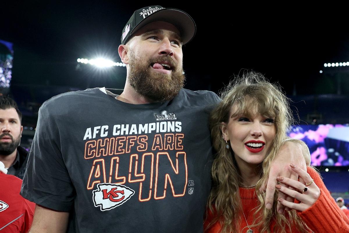 taylor-swift-hosted-travis-kelce-and-his-family-for-thanksgiving