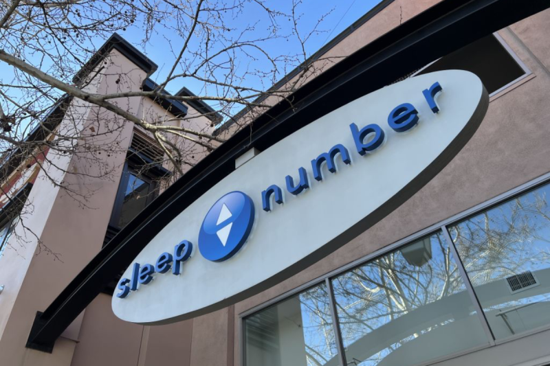 woman-80-dead-after-getting-trapped-in-sleep-number-bed-for-2-days-lawsuit-alleges