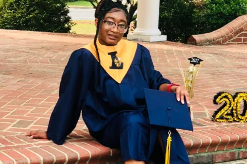 woman-doused-gas-fire-walking-store