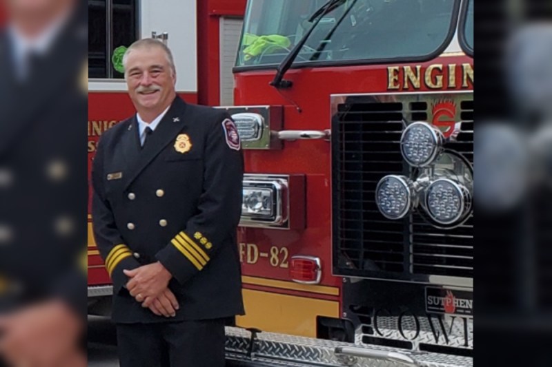 fire-chief-shot-dead-after-stopping-to-help-couple-who-hit-deer-with-their-car