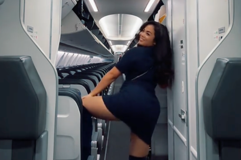 flight-attendant-fired-after-twerking-on-the-job