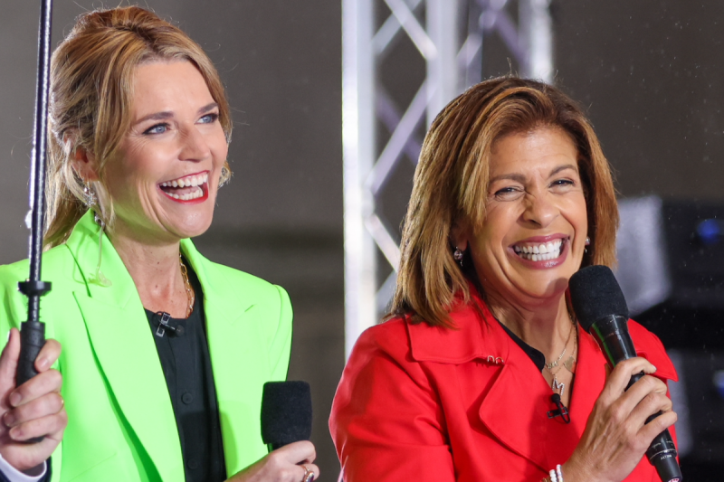 hoda-kotb-shares-the-heartfelt-gifts-savannah-guthrie-gave-her-before-her-last-day-on-today