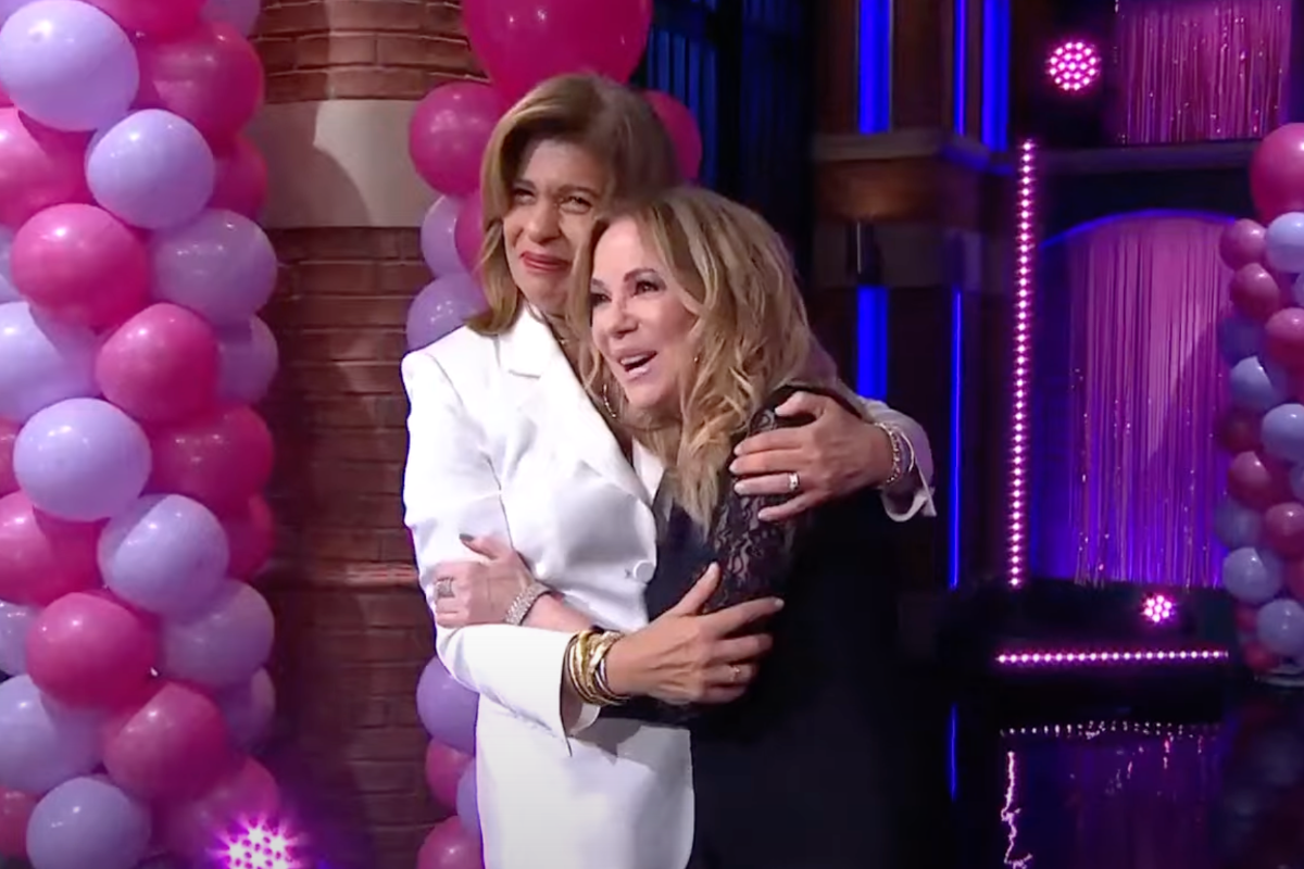 kermit-the-frog-and-kathie-lee-gifford-give-heartwarming-surprises-for-hoda-kotbs-farewell-on-today