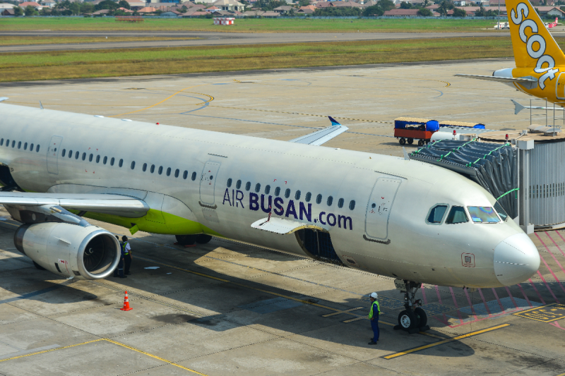 plane-erupts-in-flames-on-runway-7-injured-in-emergency-evacuation