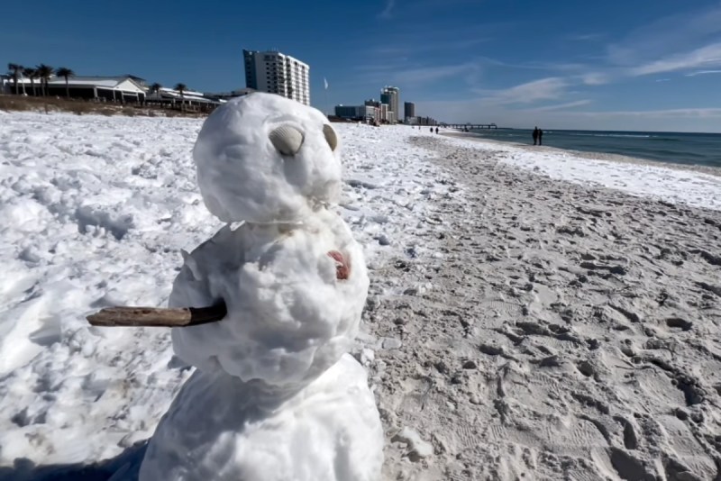 snow-storm-orange-beach-unbelievable-sight
