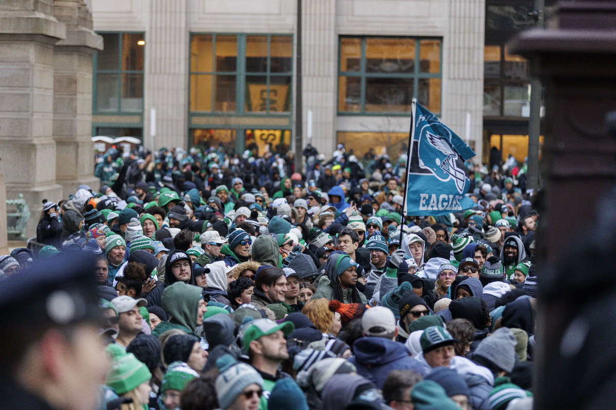 2-people-shot-during-super-bowl-parade-celebrations-in-philadelphia
