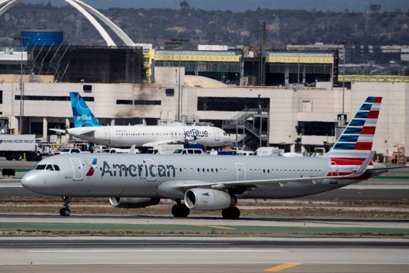 bomb-threat-made-on-american-airlines-flight-grim-wifi-name-triggers-panic