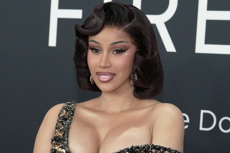 cardi-b-risks-wardrobe-malfunction-in-daring-off-the-shoulder-dress