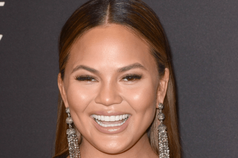 chrissy-teigen-wears-nothing-but-a-towel-in-sauna-selfie