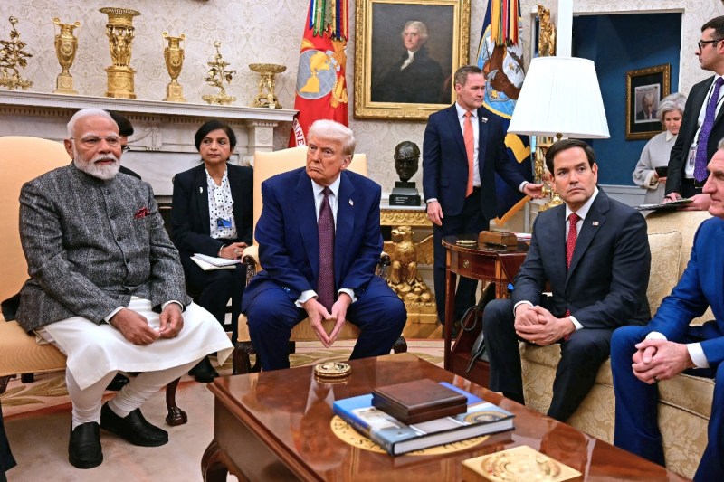 donald-trump-hung-up-his-mugshot-in-key-white-house-location