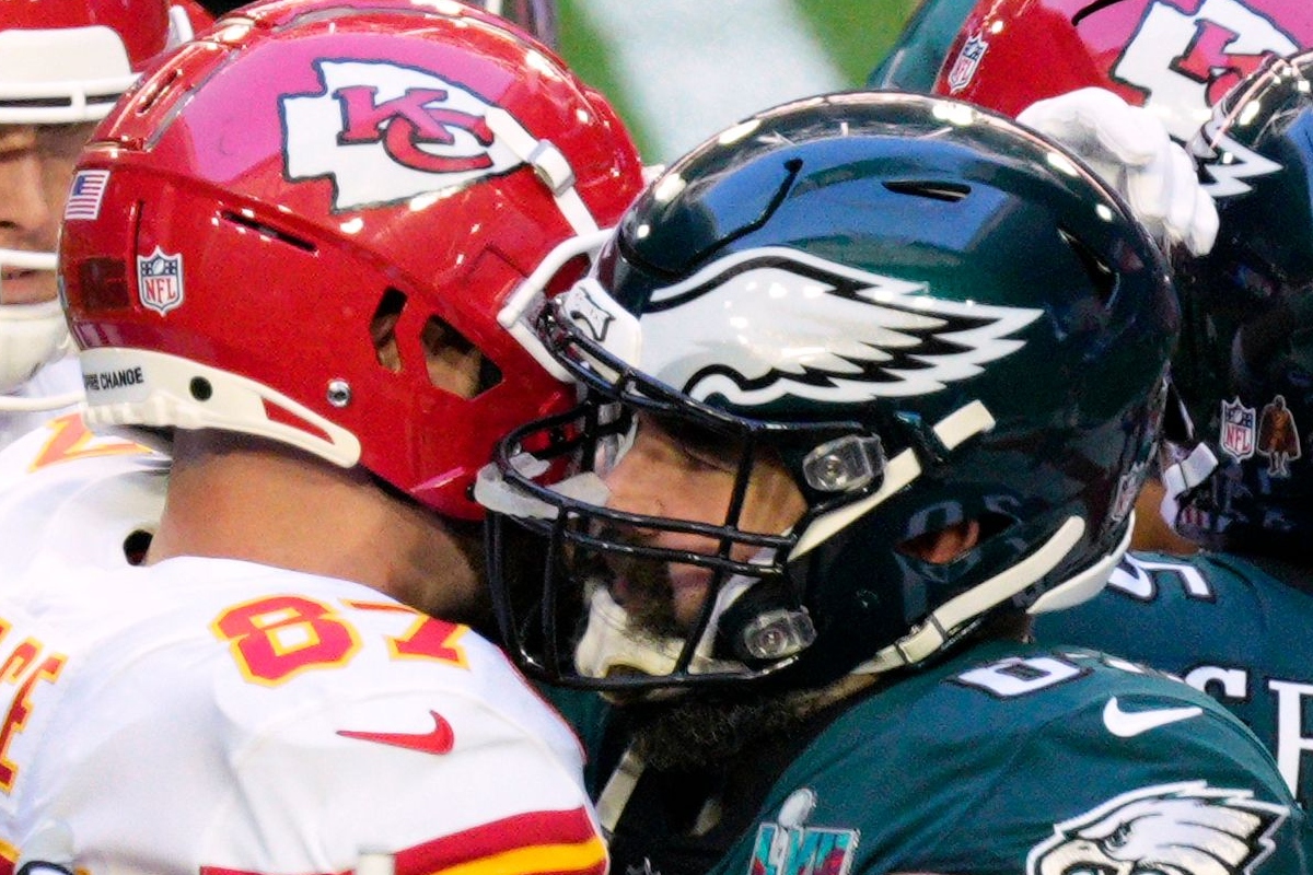 how-travis-kelce-really-feels-about-his-brother-jason-retiring-ahead-of-chiefs-vs-eagles-super-bowl-