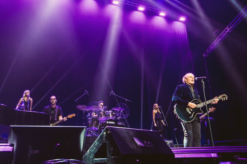 legendary-singer-cancels-concert-amidst-cancer-treatment-latest-on-michael-bolton