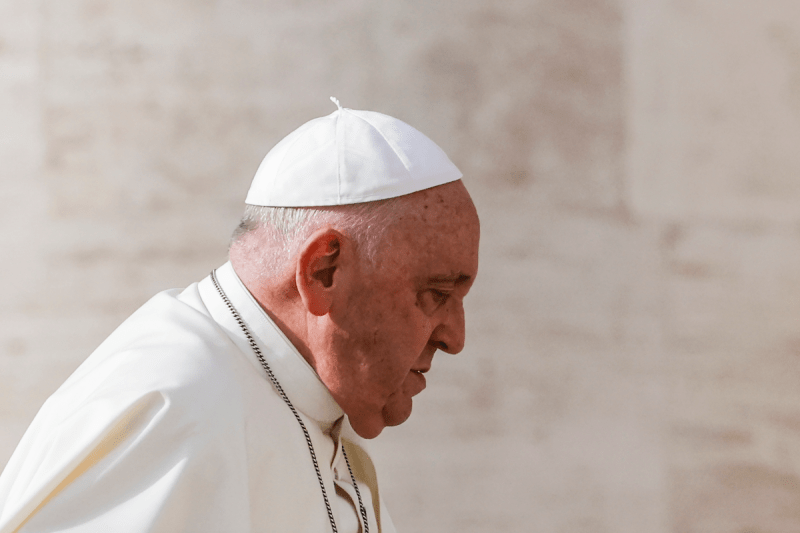 pope-francis-now-in-critical-condition-after-respiratory-crisis