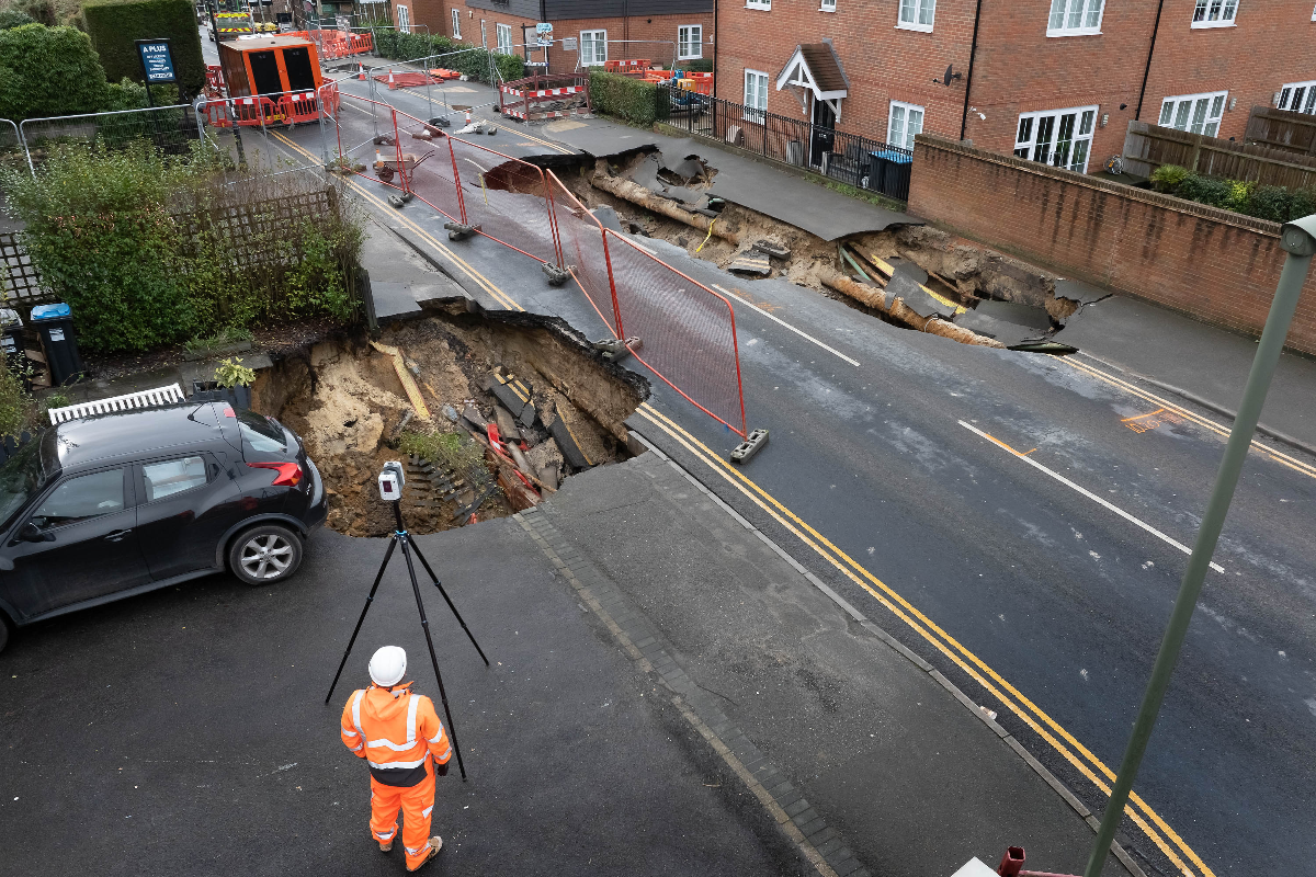 62-foot-sinkhole-opens-up-in-small-town-30-properties-evacuated