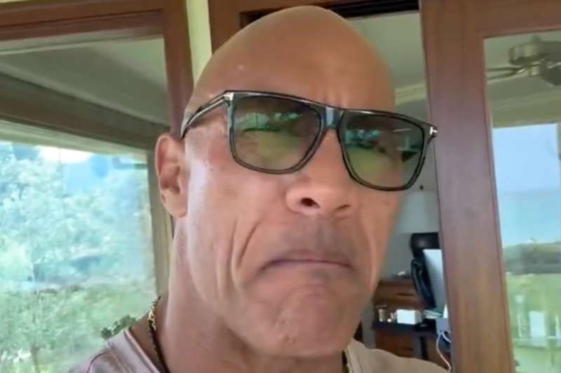 dwayne-the-rock-johnsons-private-plane-malfunctions-while-over-pacific-ocean