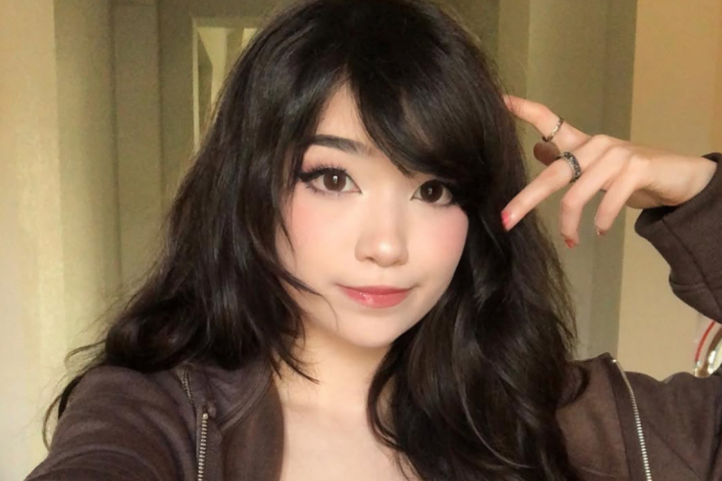 emiru-wears-cut-out-sweater-as-she-models-ashy-brown-wig