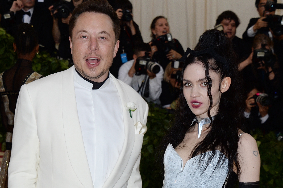 grimes-says-she-tried-begging-ex-elon-musk-to-keep-their-children-private