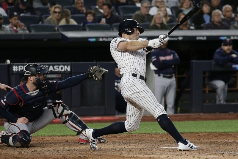 new-york-yankees-legend-brett-gardners-teen-son-dies-during-family-vacation