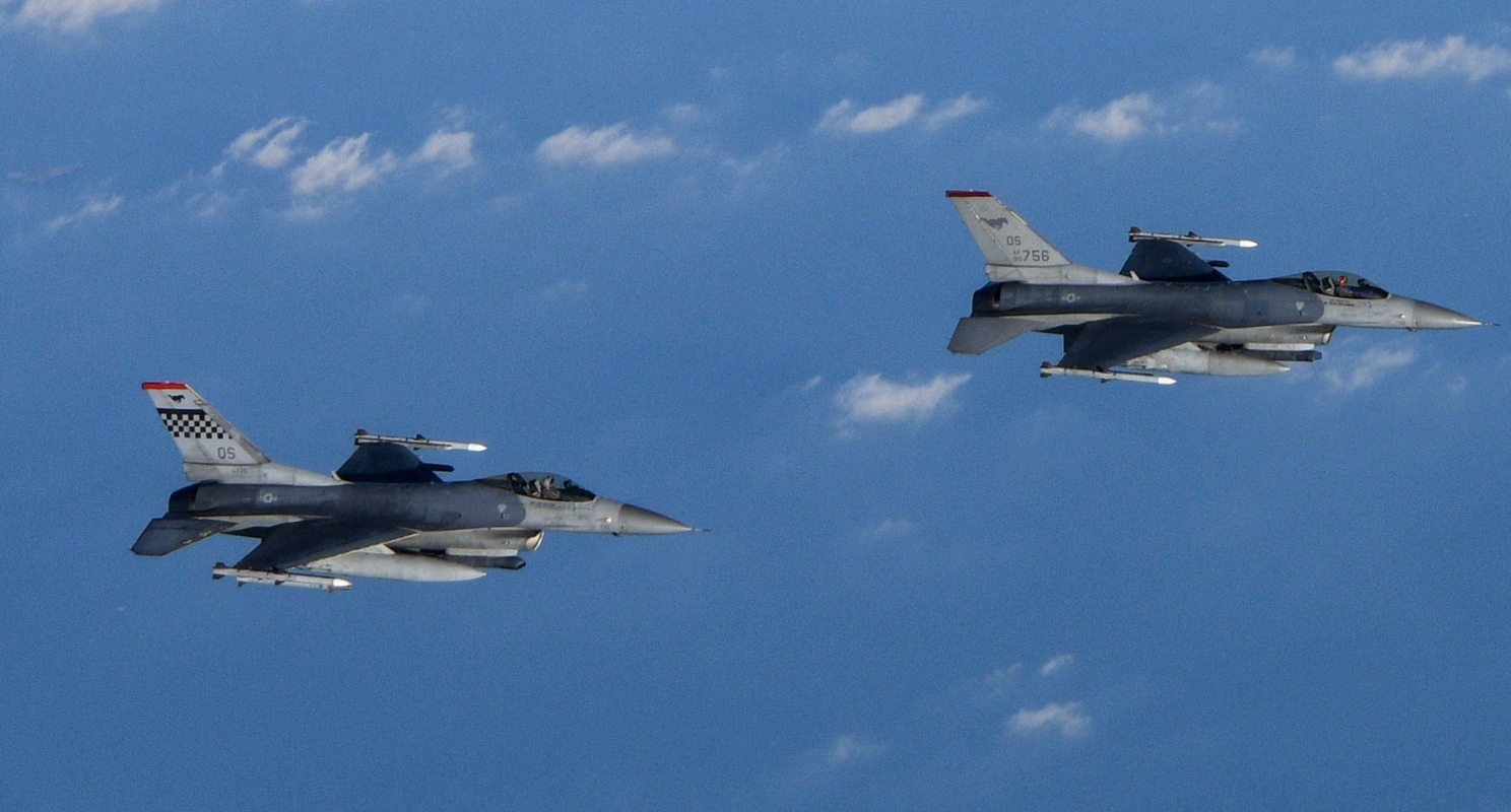 us-air-force-f-16-fighters-intercept-aircrafts-invading-mar-a-lago-airspace